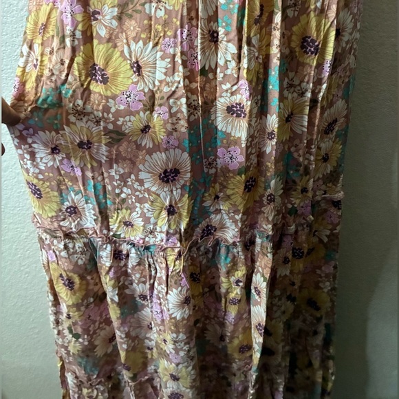 🆕Liberty Love Spaghetti Strap Cut Out Flowy Floral Maxi Sundress L🆕 - Picture 5 of 13